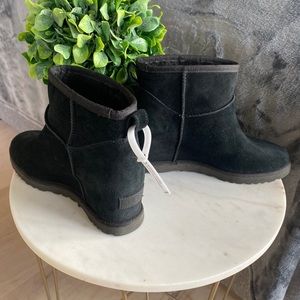 UGG Classic Femme Mini Wedge Bootie, SZ9